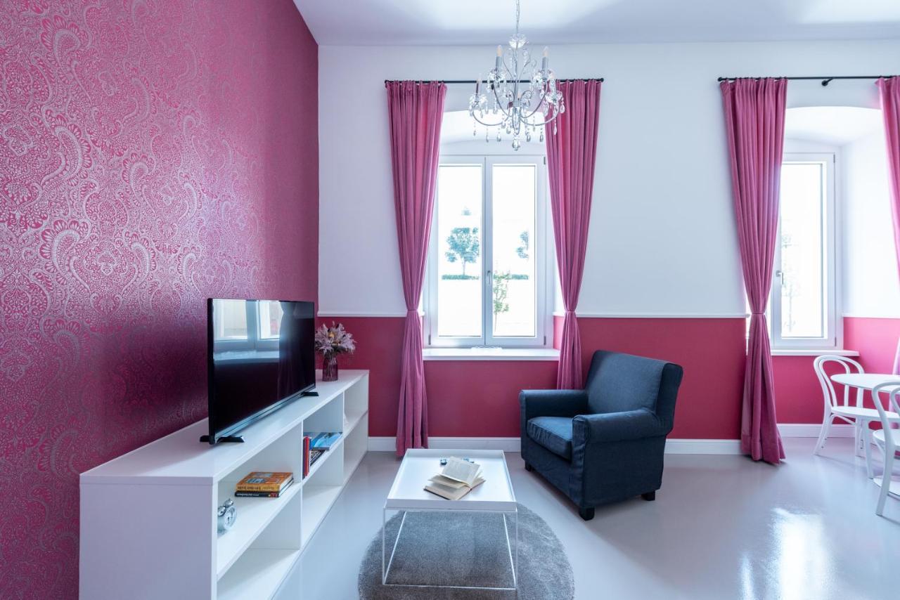 Apartment Prinz Eugen At Belvedere By Hm Wien